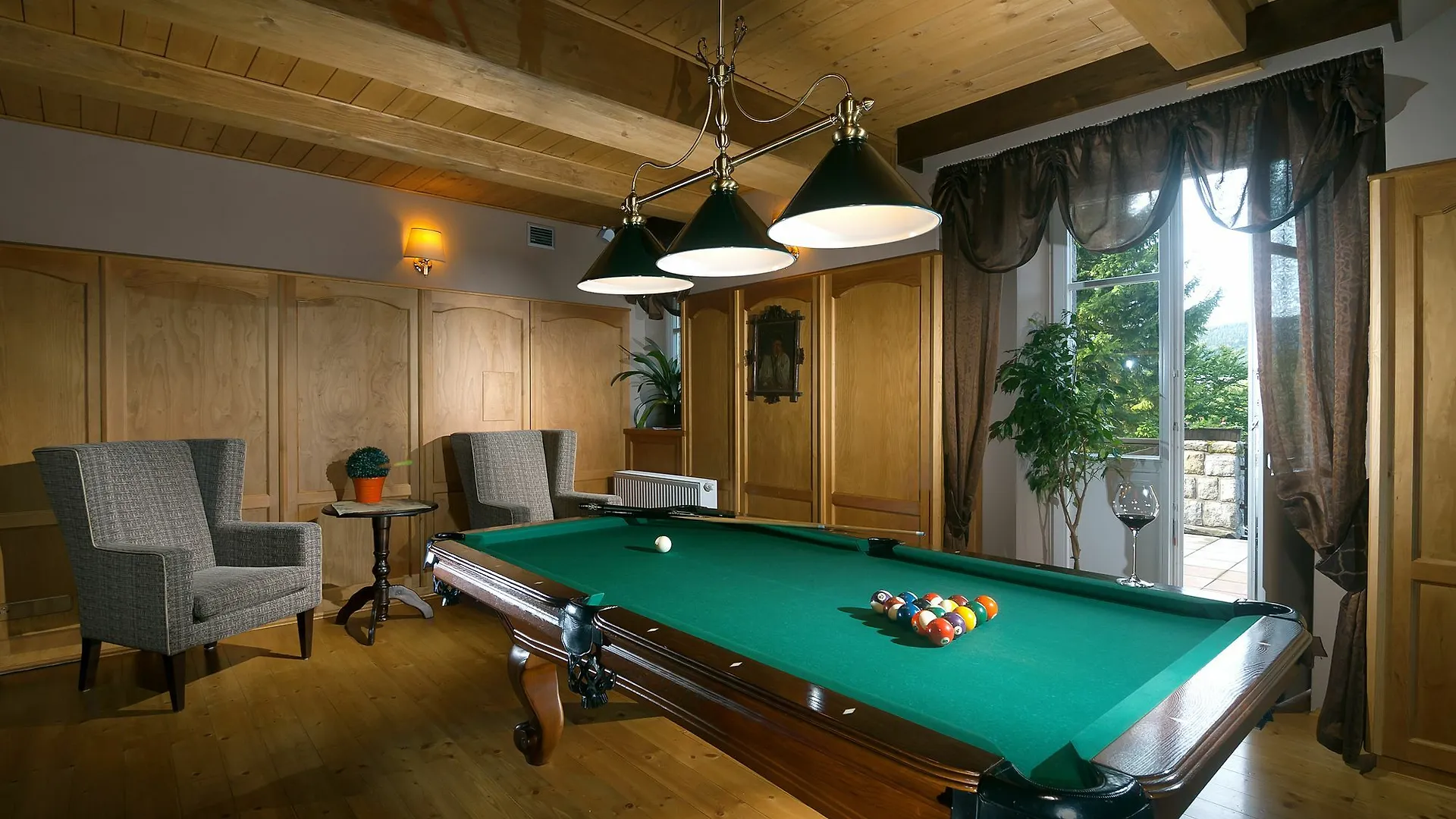 Špindlerŭv Mlýn Hotel Pod Jasany 3*, Špindlerŭv Mlýn