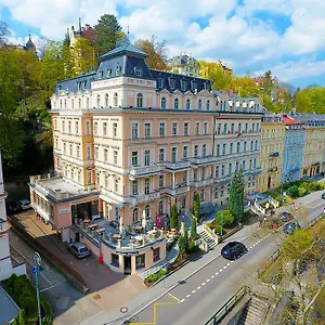 Humboldt Park & 4*, Karlovy Vary Česká republika
